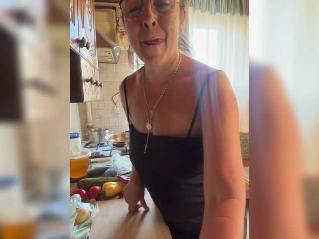 Fiona7 online show from August 13, 12:41 pm