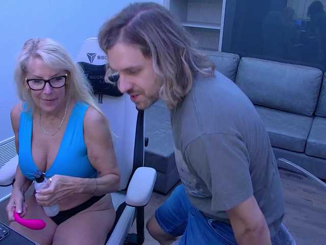 FitcougarsDen online show from July 18, 6:09 pm
