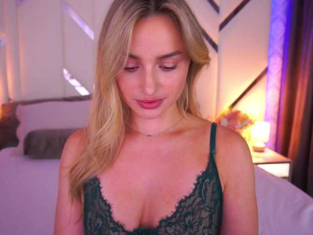 FloraGreys online show from July 23, 1:02 pm