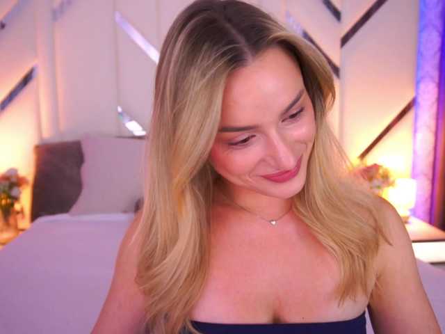 FloraGreys online show from July 30, 2:13 pm