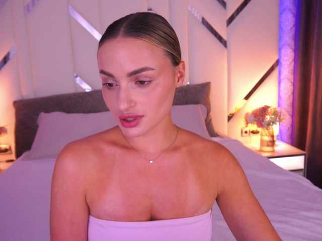 FloraGreys online show from August 13, 1:14 pm