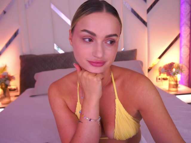 FloraGreys online show from August 15, 10:19 am