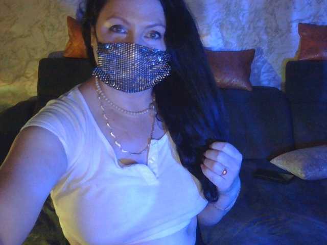 FlorenaXXX online show from August 4, 8:28 pm