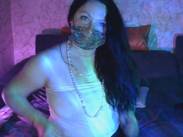 FlorenaXXX online show from August 8, 9:04 pm