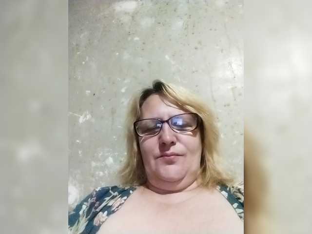ForestLadyXL online show from August 3, 6:59 pm