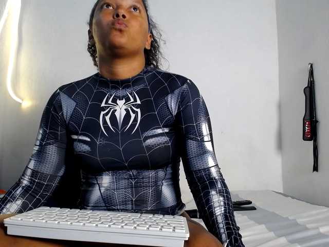 Franci-hot4 online show from July 28, 4:07 am