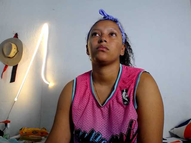 Franci-hot4 online show from July 29, 2:29 am