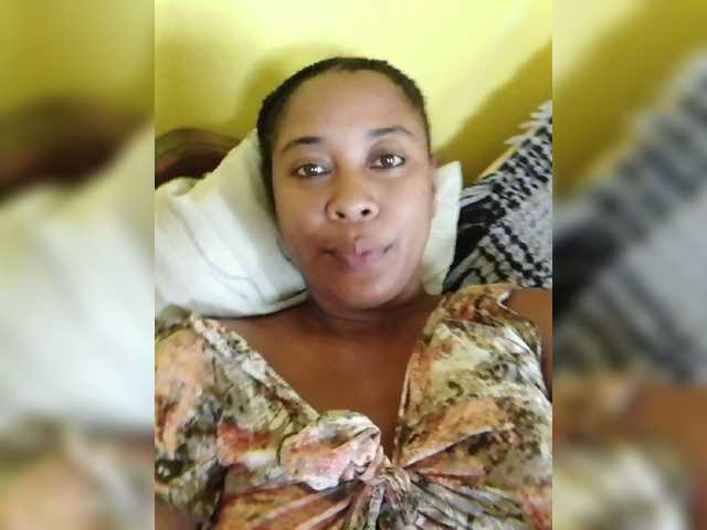 FredahSannie online show from May 20, 11:44 am