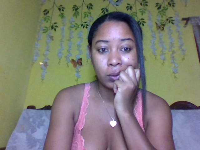 FredahSannie online show from July 12, 4:30 am
