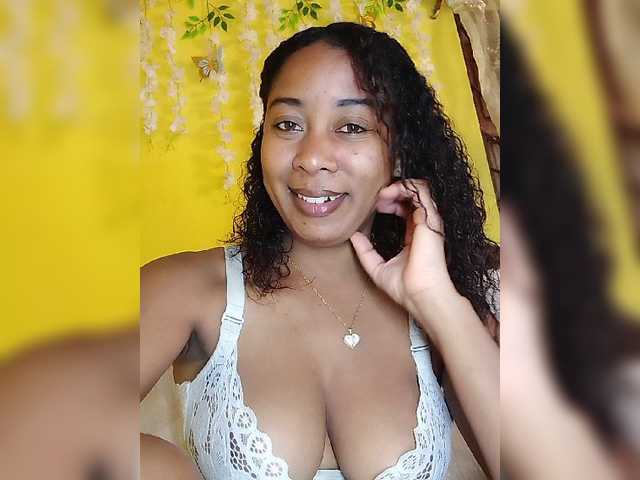FredahSannie online show from July 14, 12:30 pm