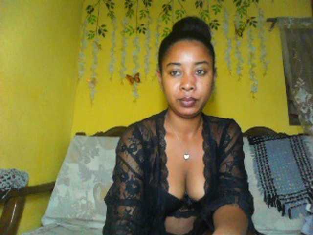 FredahSannie online show from July 17, 4:34 am