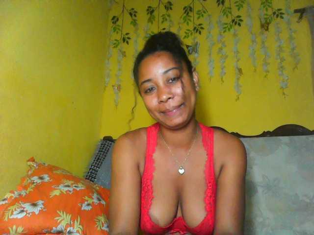 FredahSannie online show from July 17, 5:13 pm