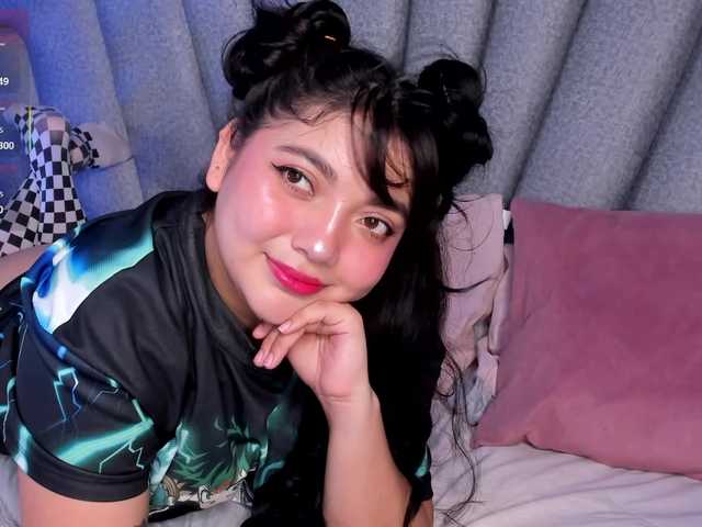 Frehia online show from May 8, 9:28 pm