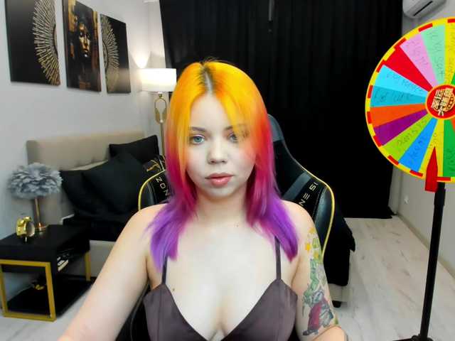 FunnyVibe online show from July 5, 7:39 pm