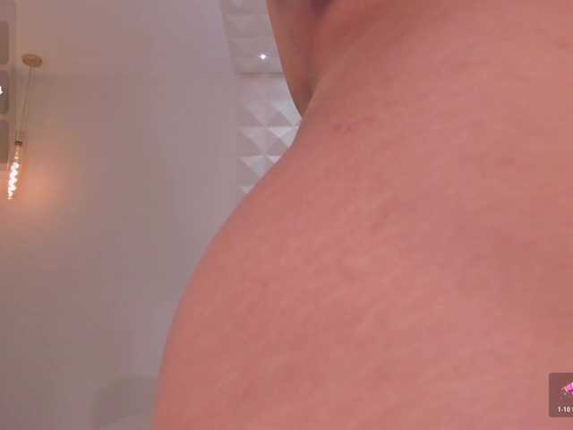 GabriellaLee online show from August 5, 12:36 pm