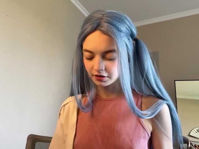 GennyValerio online show from July 19, 8:27 am