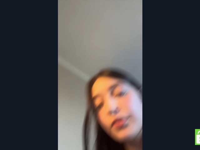 GennyValerio online show from August 14, 1:37 pm