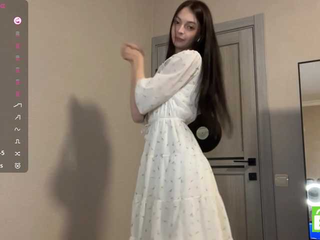 GennyValerio online show from August 17, 4:12 pm