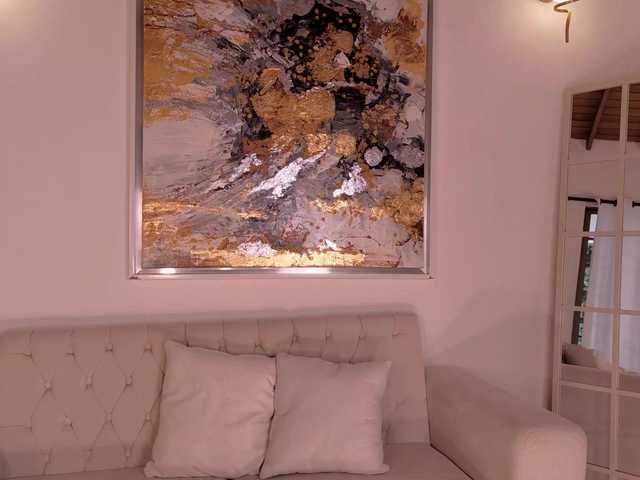 GiaFerrara online show from August 13, 5:27 pm