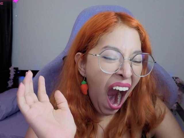 Gigimoon online show from May 26, 12:33 am