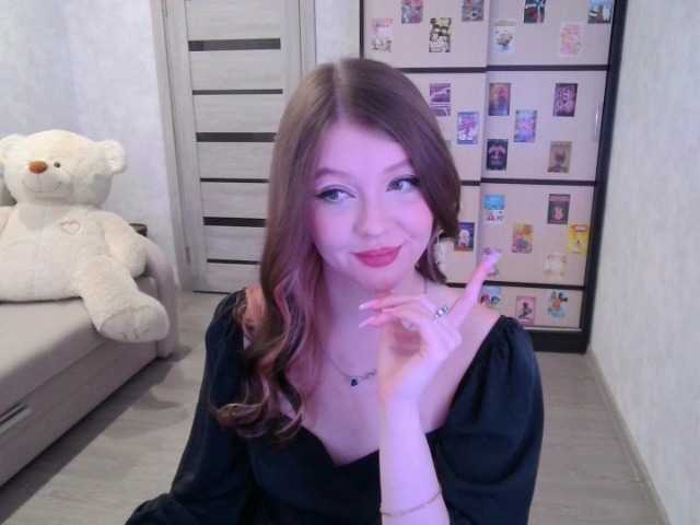 GinnyBlack online show from June 14, 7:44 pm