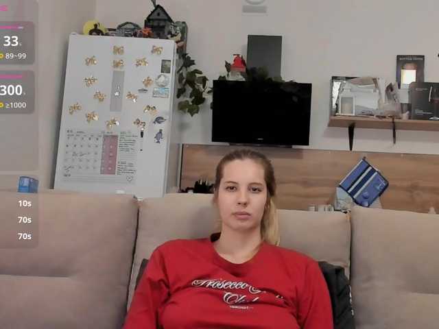 Girlalonehome online show from August 12, 9:50 pm