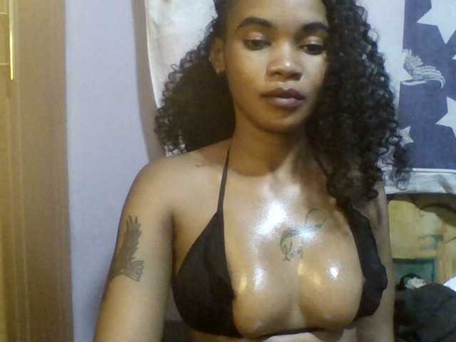 Girls-next-door online show from August 15, 5:39 pm