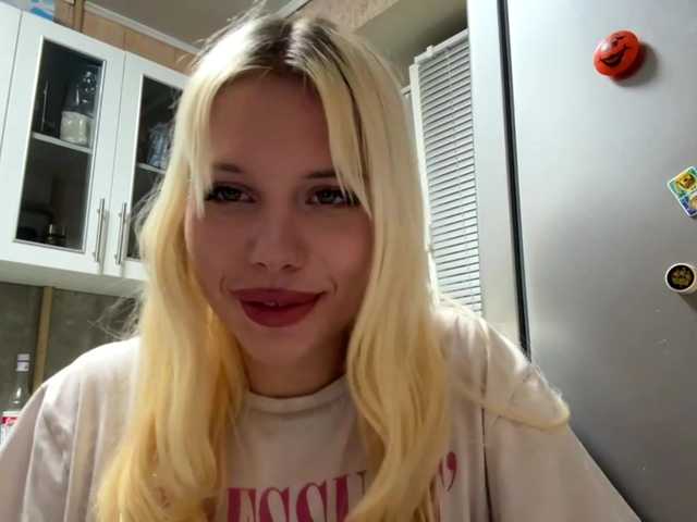 GloriaTips online show from August 14, 7:39 pm