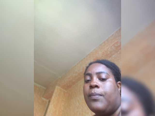 GoddessCarrie online show from August 7, 12:16 pm
