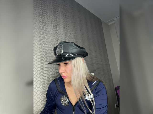 Goddessstrong online show from July 16, 3:13 pm