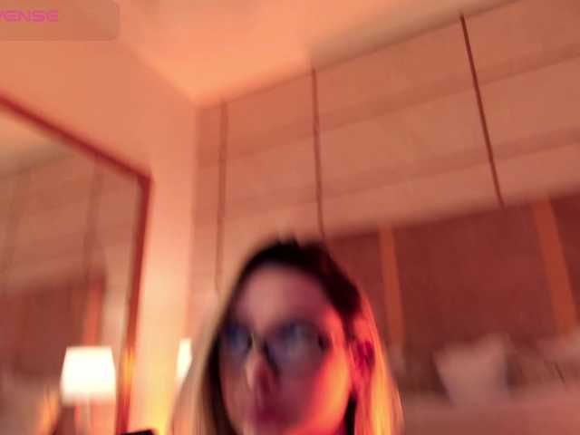 GretaVelvet online show from August 7, 9:26 pm