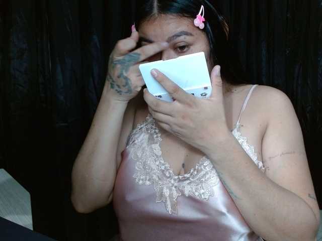 helooo1 online show from August 6, 9:25 pm
