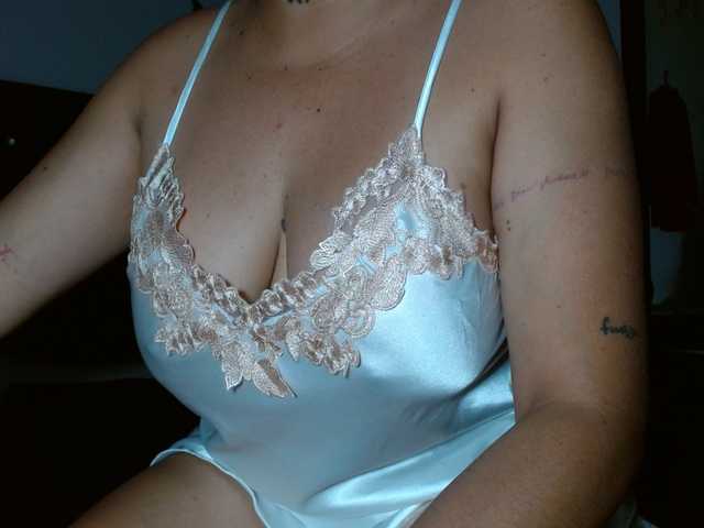 helooo1 online show from August 8, 2:50 pm