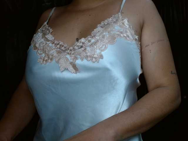helooo1 online show from August 9, 1:23 pm
