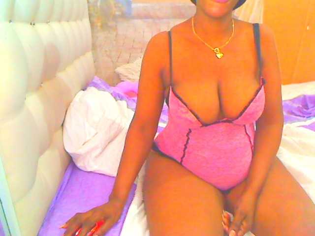 HOTLILLIE online show from August 11, 6:43 pm