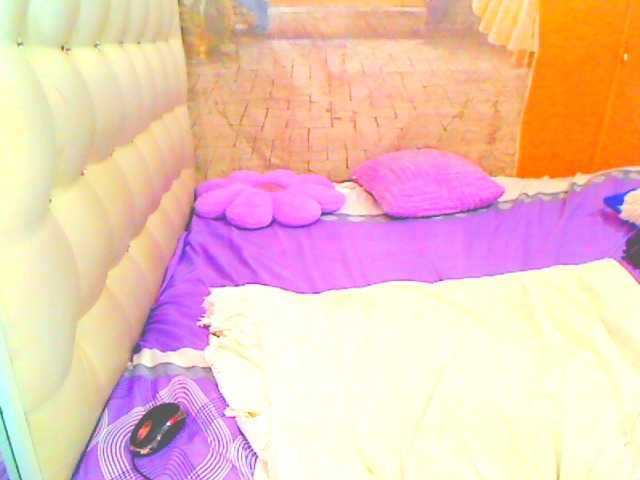 HOTLILLIE online show from August 12, 12:51 pm