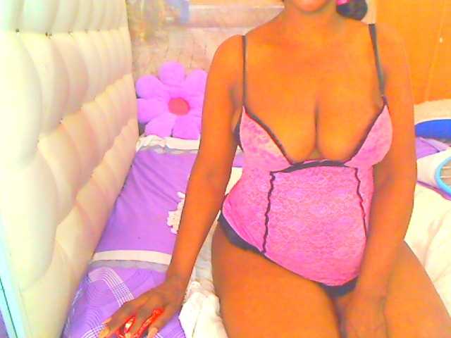 HOTLILLIE online show from August 14, 9:29 pm