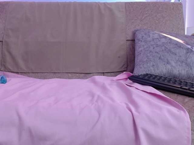 HairyValeri online show from August 6, 1:43 pm