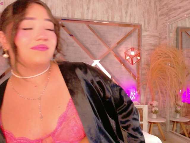 HannahPrada online show from August 13, 4:21 pm