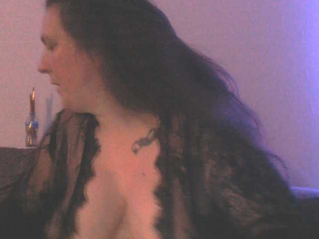 Harleyslut online show from July 4, 11:29 pm