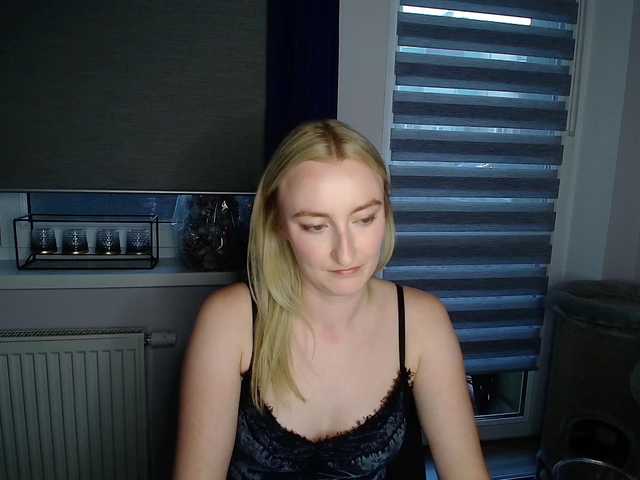 HazyLuna online show from August 1, 6:58 pm