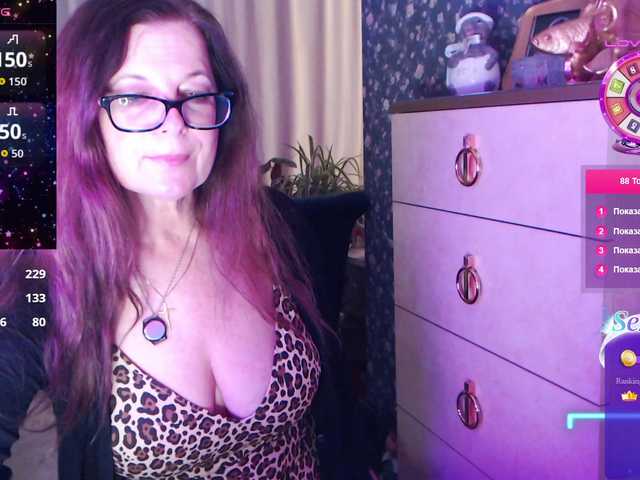 HelenBerg online show from August 14, 8:12 pm