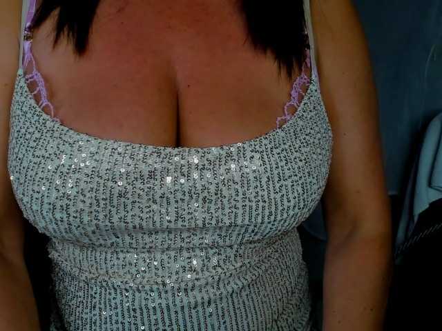 HelenSHOW1 online show from August 7, 6:41 pm