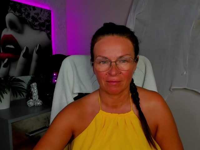 HelenSHOW1 online show from August 11, 4:53 pm