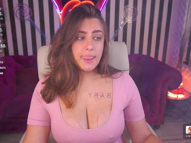 HeyKitten online show from August 13, 4:15 am
