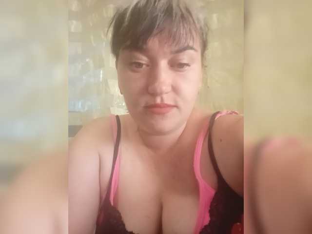 HollyLaBerry online show from July 31, 5:25 am
