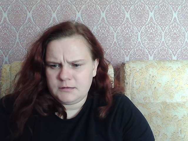 HollyXEva online show from August 3, 10:55 am
