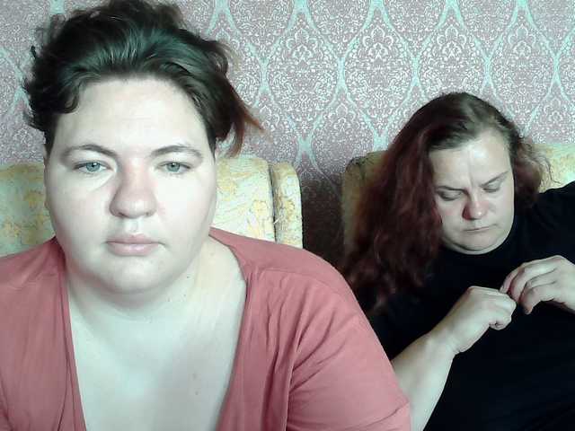 HollyXEva online show from August 7, 7:41 am