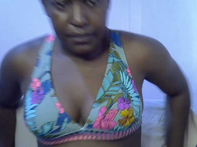 Honey-drop online show from August 13, 8:34 pm