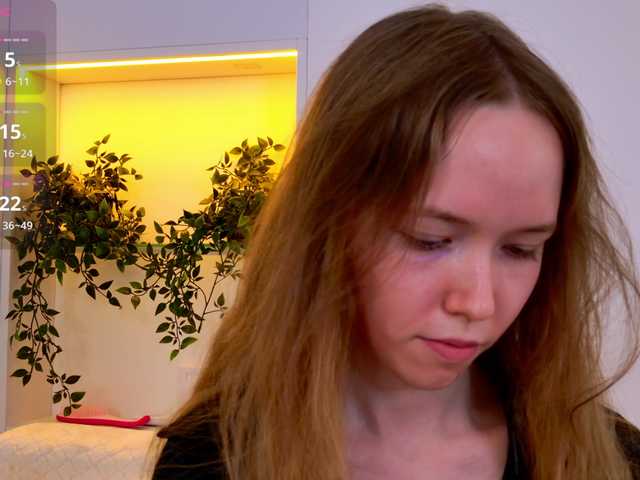 HoneyAhegao online show from August 9, 7:09 am